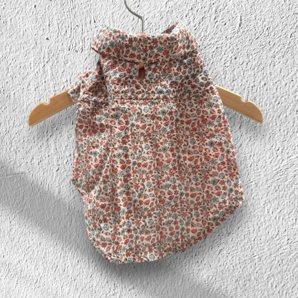 Reddy Pet floral button down shirt. XXS/XS